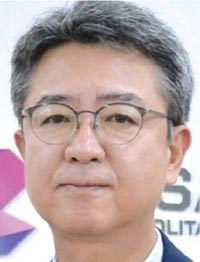 배기범 심사위원
